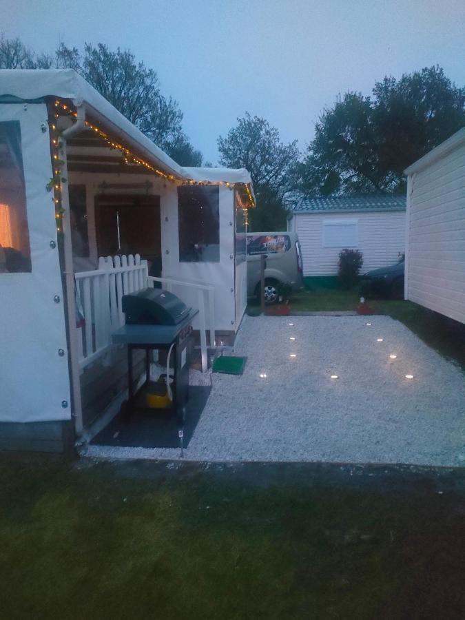 Mobil Home Climatise Au Domaine Lalande A Mimizan-Plage エクステリア 写真