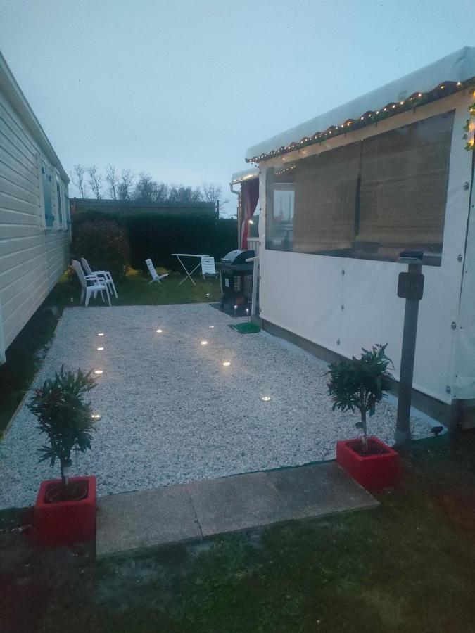 Mobil Home Climatise Au Domaine Lalande A Mimizan-Plage エクステリア 写真